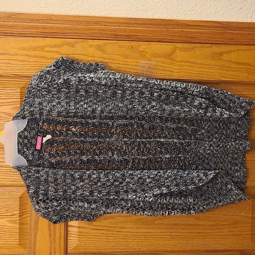 Say What Knit short sleeve shawl